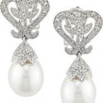 pearl earrings - elegant and ladylike - pearl photos