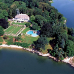 Houses of the rich and famous - 190 million Copper Beech Farm in Connecticut