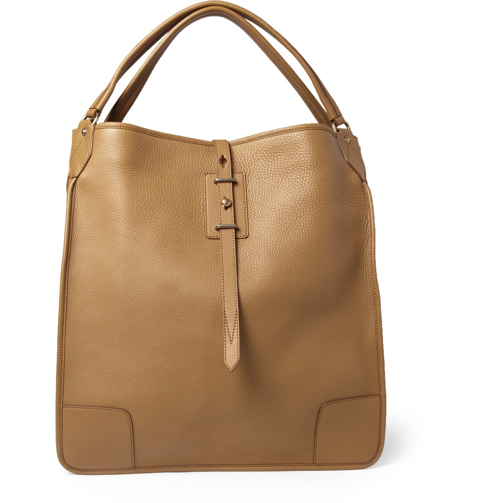 LUSCIOUS TRAVEL: Beige and brown weekender bags
