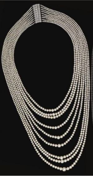 nine-strand-natural-pearl-festoon-necklace-sothebys-auction.jpg