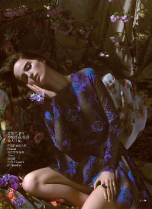 loulou-robert-by-camilla-akrans-for-vogue-china-july-2013-5.jpg